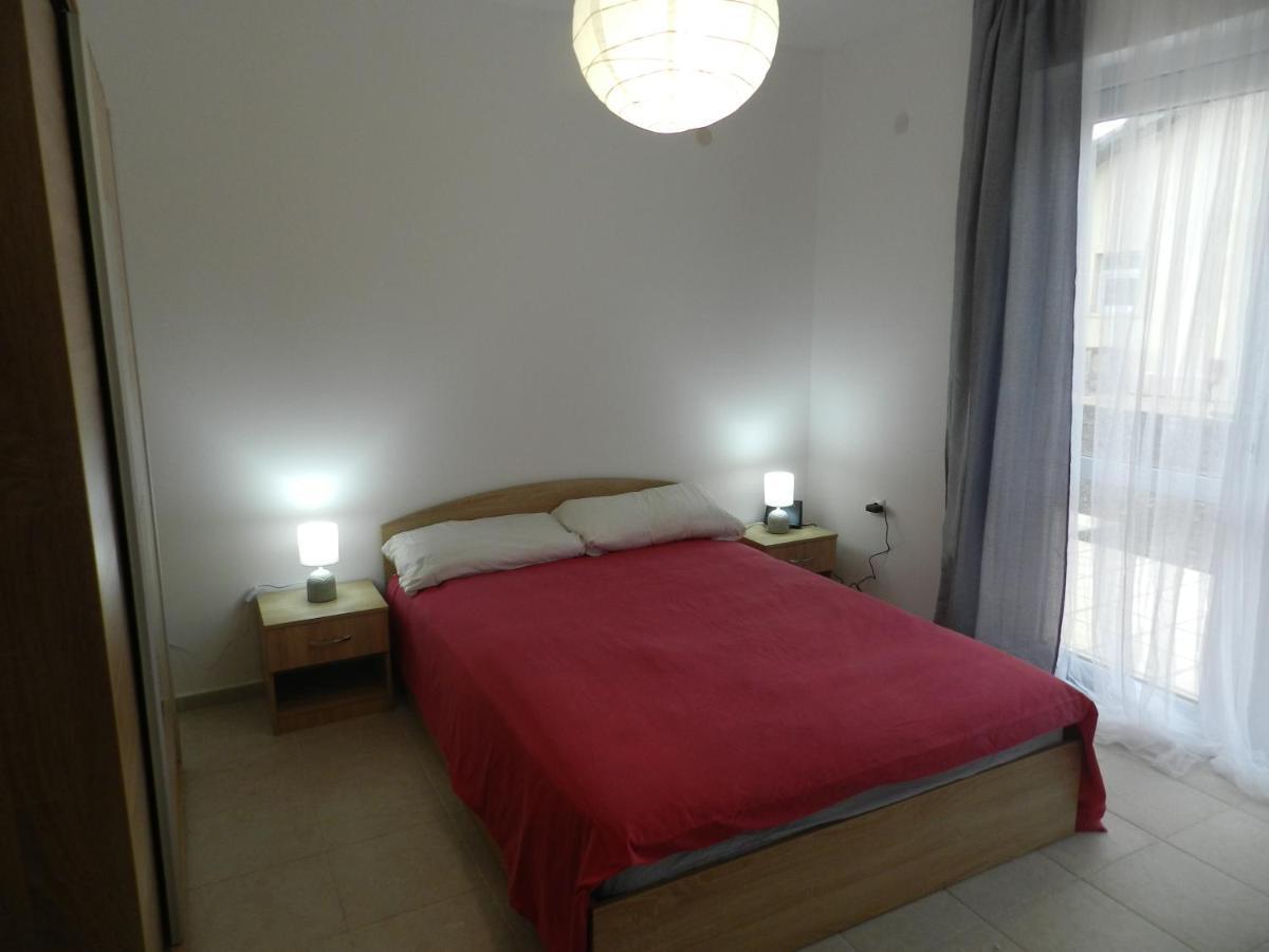 Villa Campo Ezerets Luaran gambar