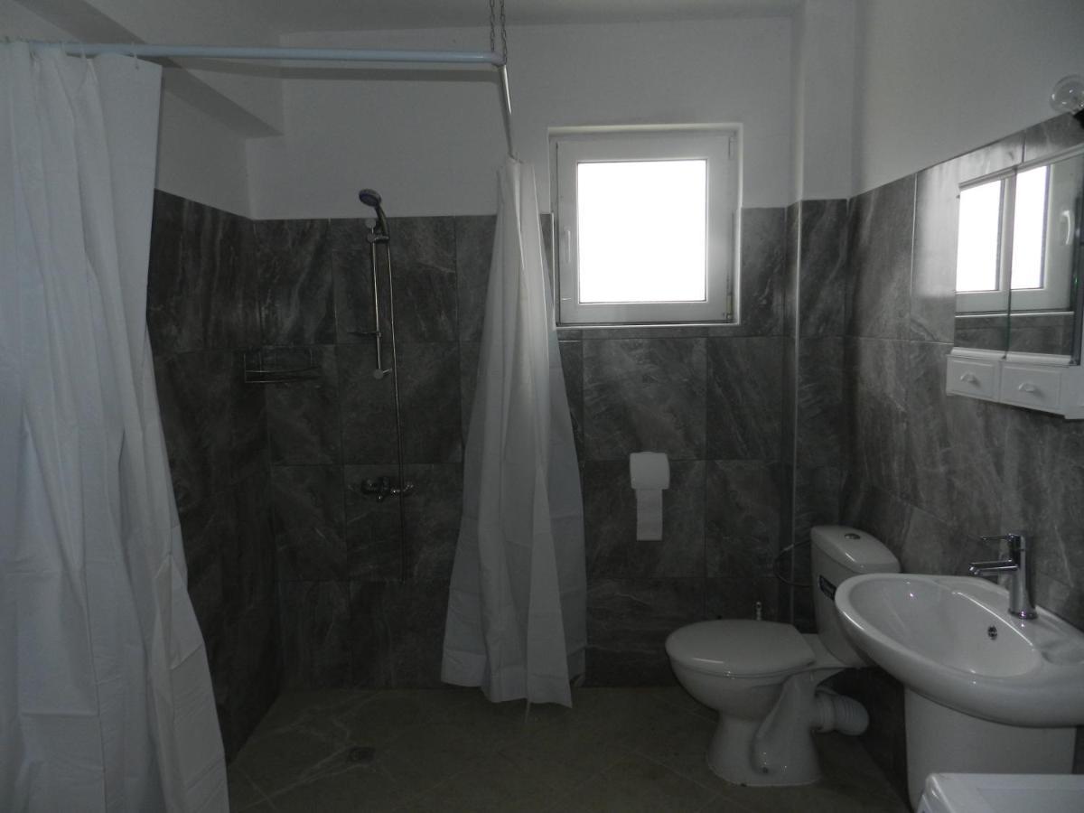 Villa Campo Ezerets Luaran gambar